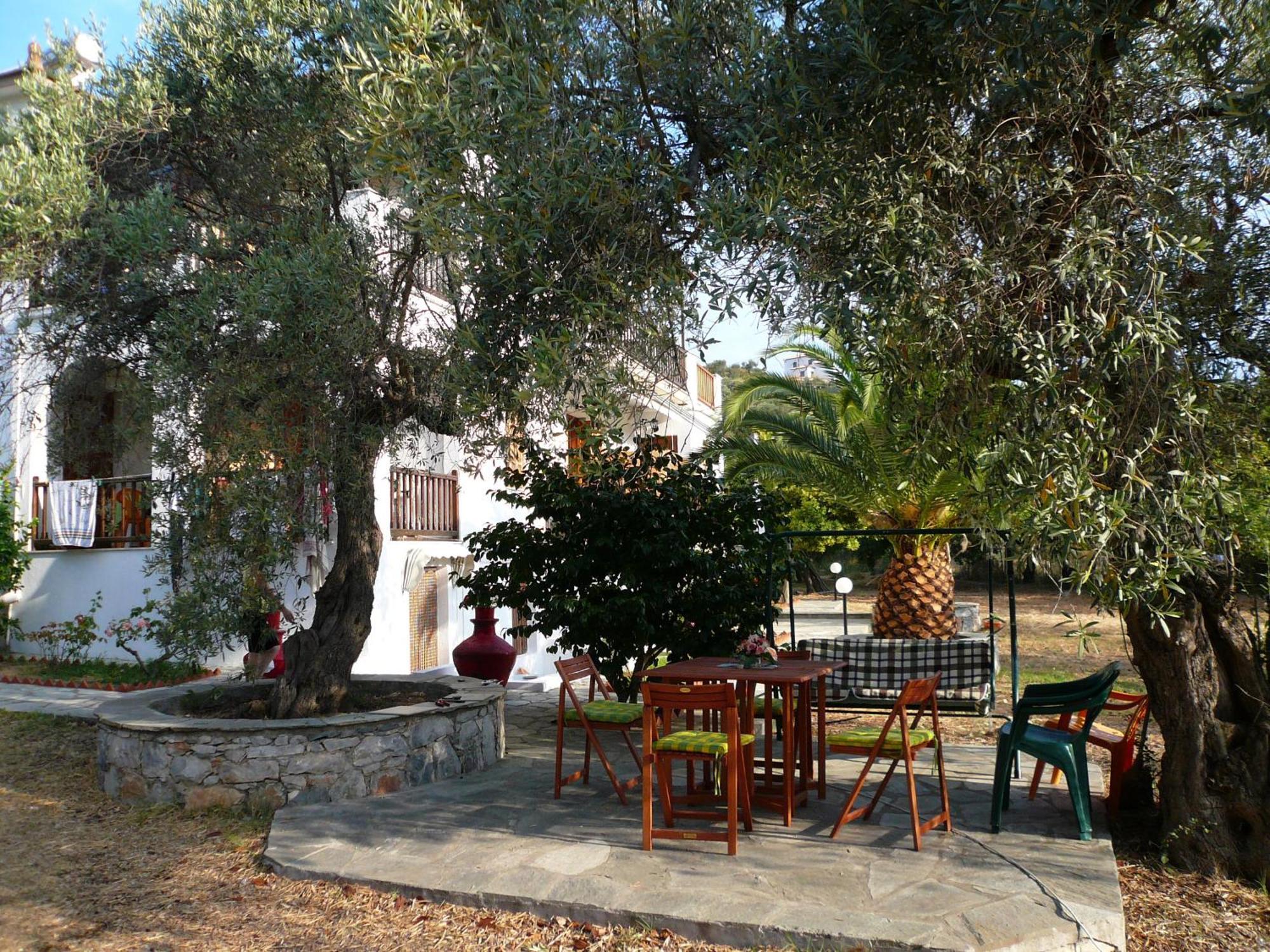 Liossis Rooms & Apartments Skopelos Dış mekan fotoğraf